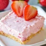 No-Bake Strawberry Cheesecake Bars