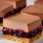 Chocolate-cherry cheesecake bars