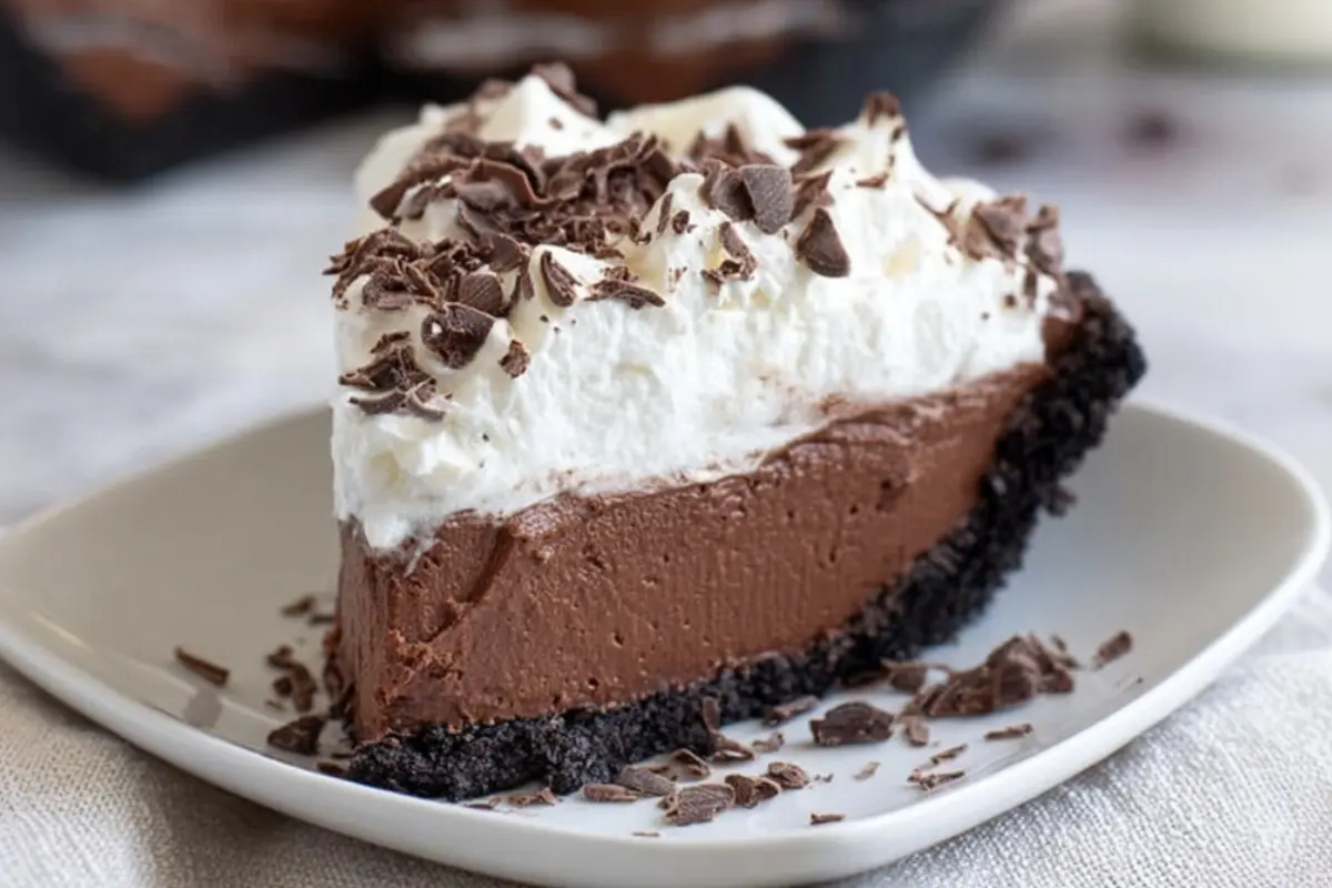 No Bake Chocolate Silk Pie
