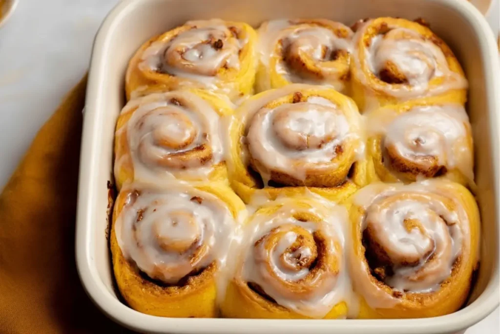 Vegan Pumpkin Cinnamon Rolls