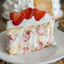 Easy No-Bake Strawberry Angel Cake Recipe