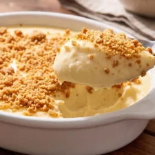 Easy 5-Minute Crumbly Custard Dessert Recipe